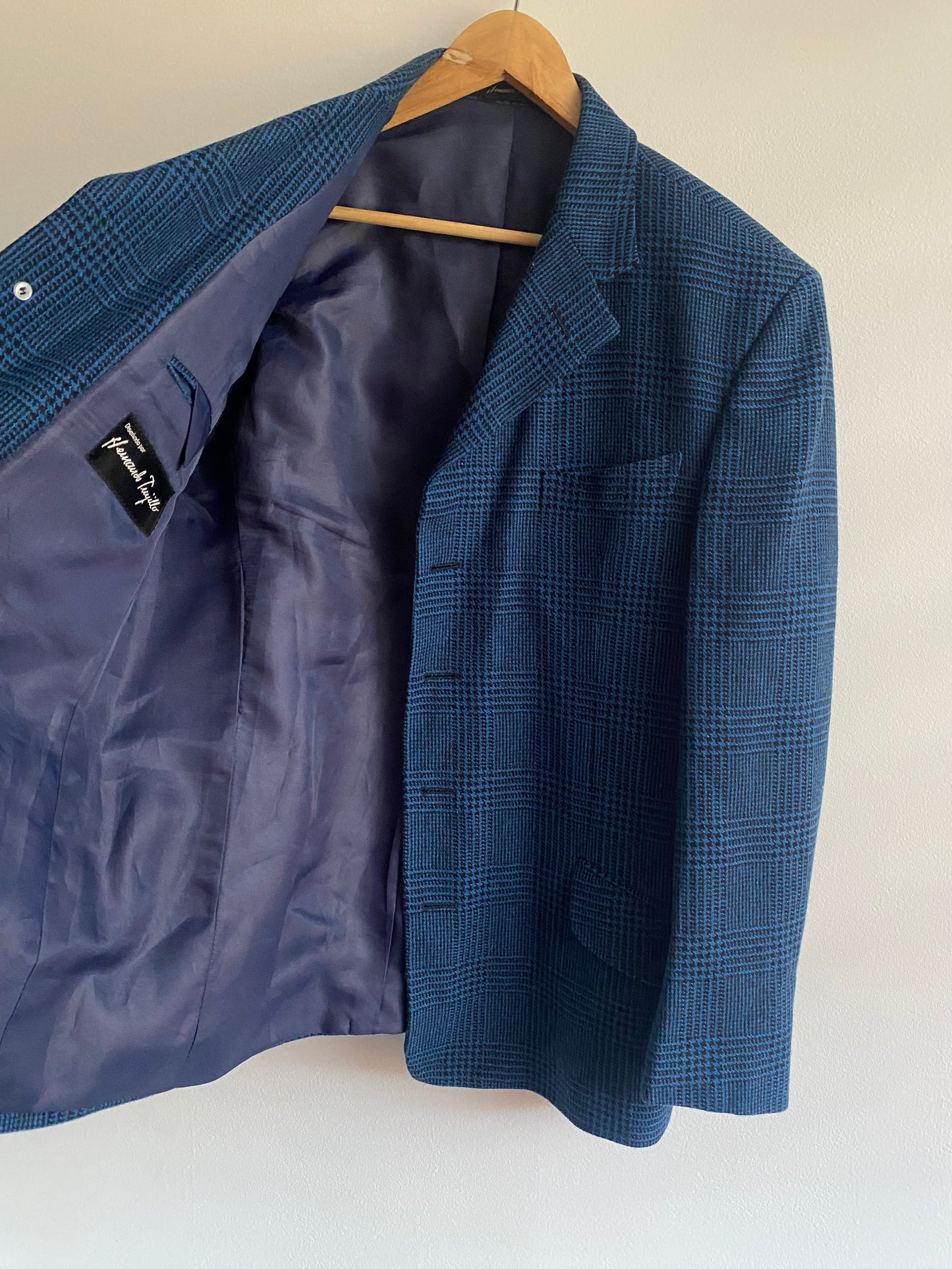 HERNANDO TRUJILLO Talla M